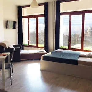 zoom-budapest-apartments.inbudapesthotels.com/